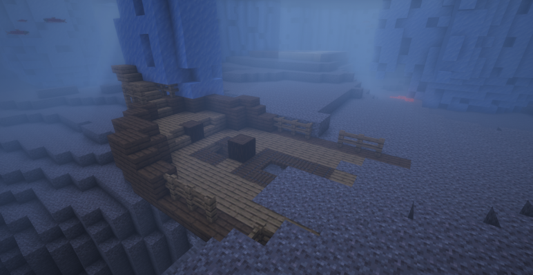 Затонувший корабль подо льдом