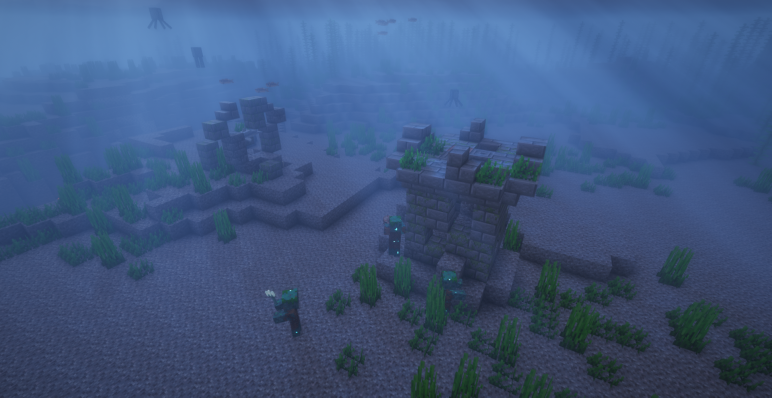 Подводные руины у каменистого берега